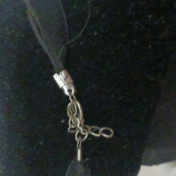 Elegant Blue Heart Pendant Necklace - Picture 5 of 6